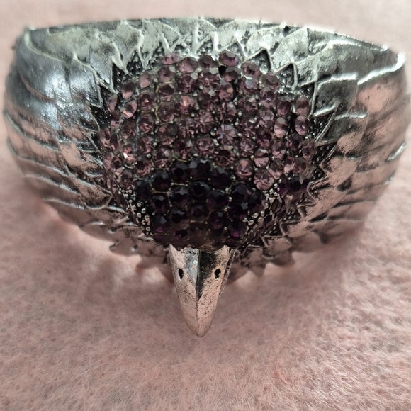 Unbranded Jewelry - Silver Eagle Bangle Bracelet with Pink/Purple 💜 Rhinestone Head